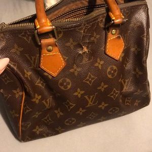 Louis Vuitton speedy 25